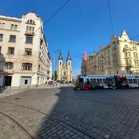Letensky Milada E2 Homestay szállás Prága