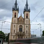 Проживание в семье Letensky Milada E2 Прага